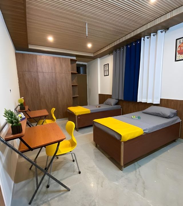 PG RENT IN KAROL BAGH FOR GIRLS AND BOYS